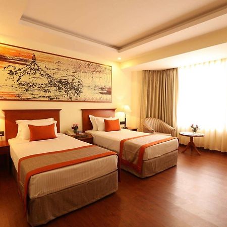 Hotel Aela Grand Near Delhi Airport By La Casa 뉴델리 외부 사진
