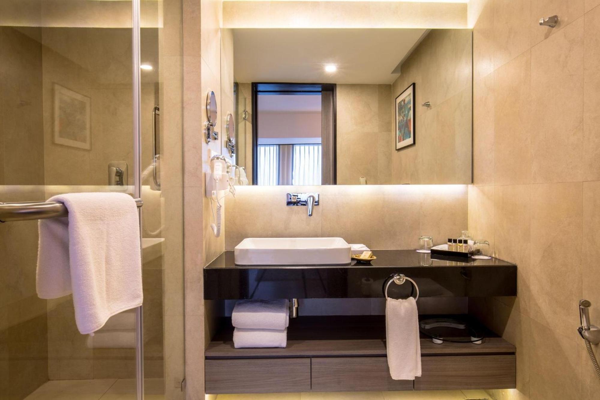 Hotel Aela Grand Near Delhi Airport By La Casa 뉴델리 외부 사진
